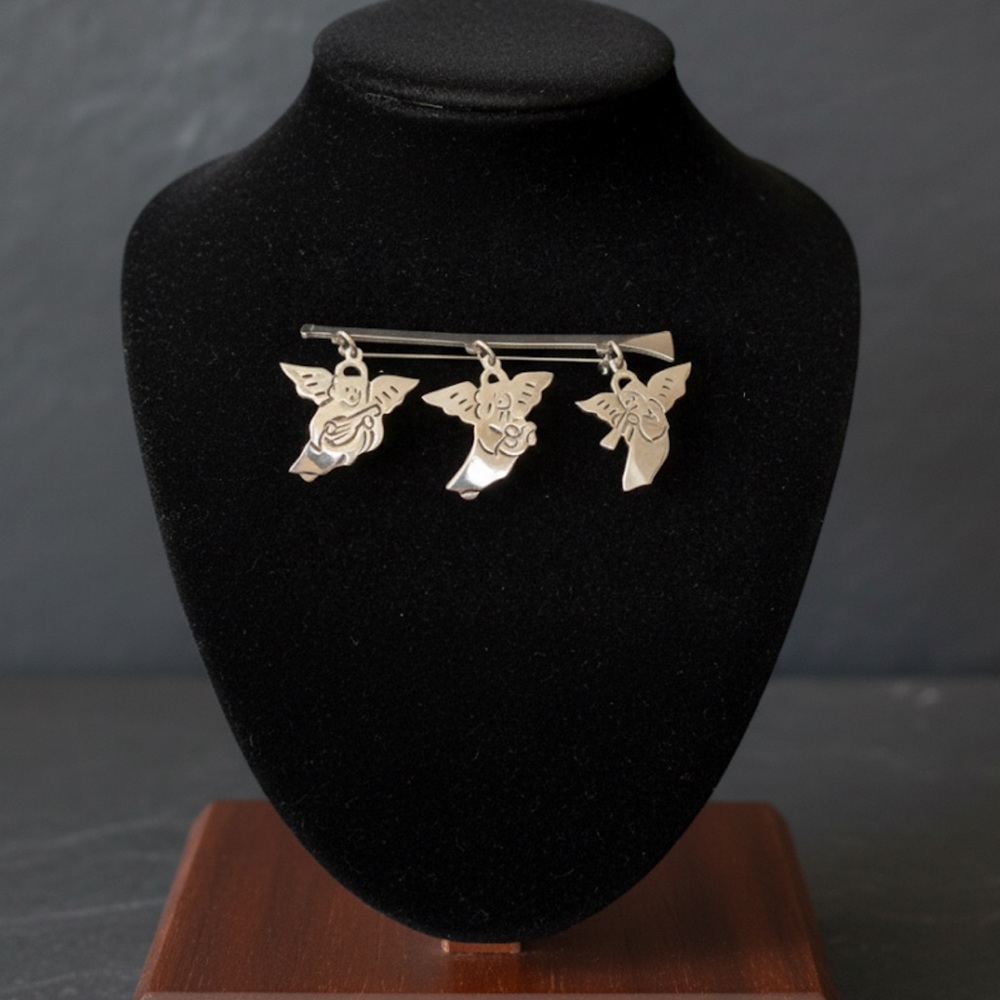 .925 Silver Angel Trio Brooch. 925